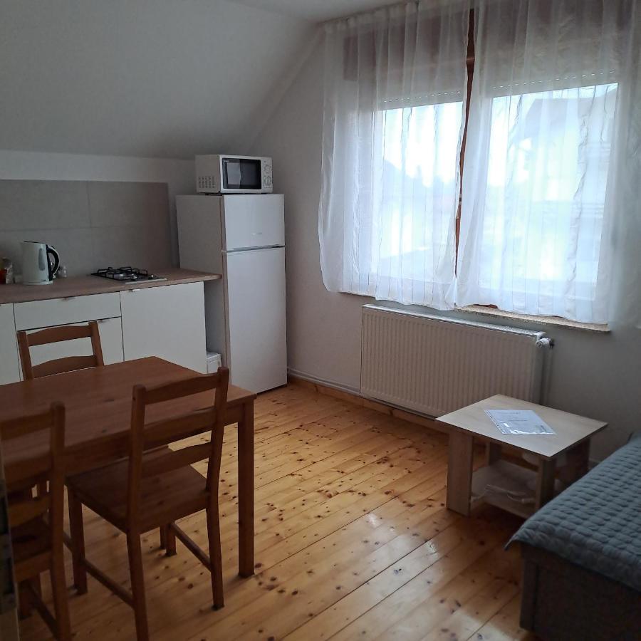 Sara1 Apartamento Slavonski Brod Exterior foto